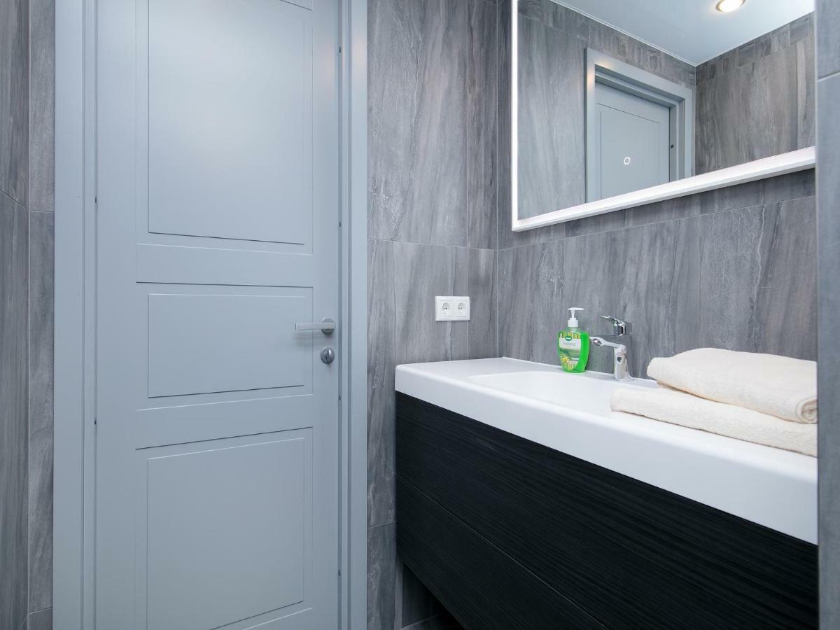 Viru Vaeljak Lux Apartment Talin Exterior foto